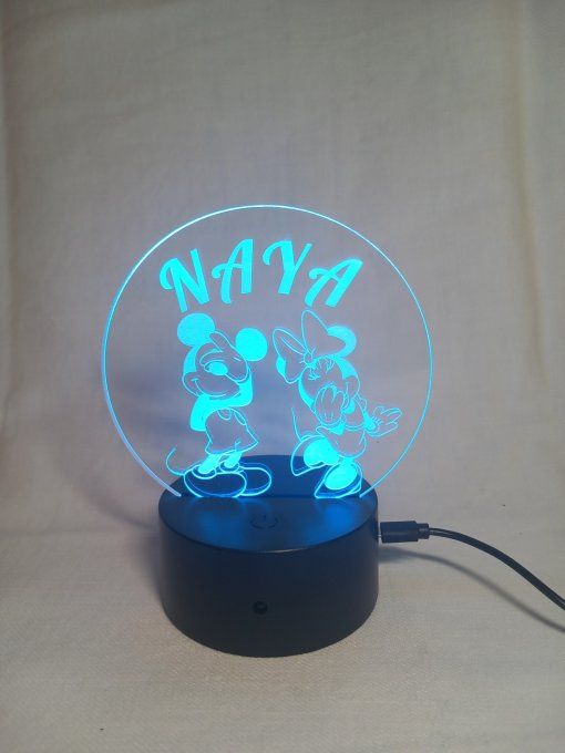 Gravure sur lampe